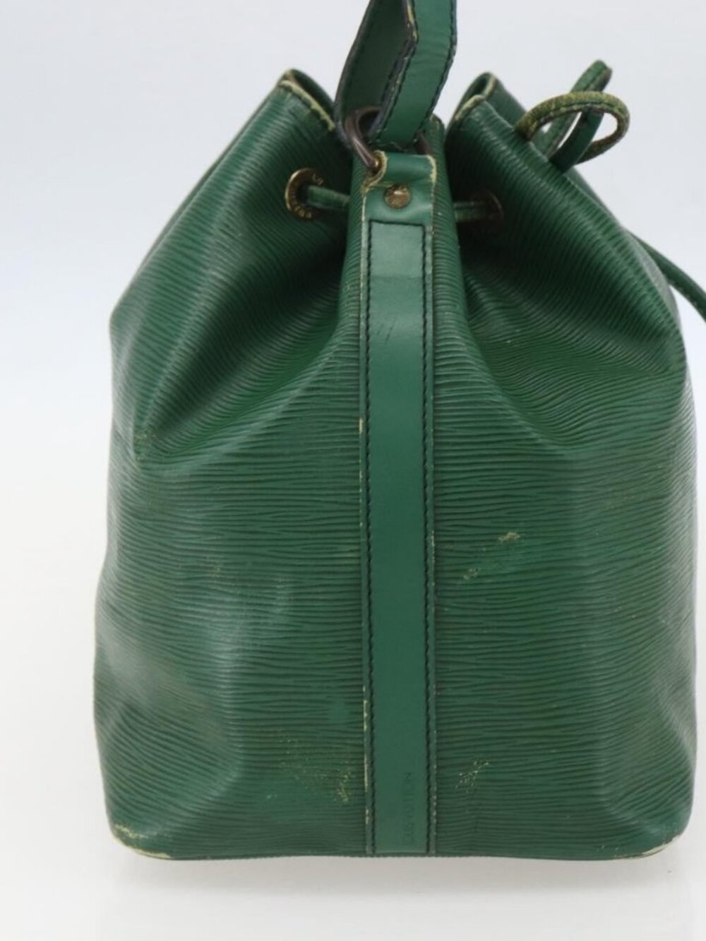 LOUIS VUITTON Epi Petit Noe Shoulder Bag Green M44104 LV Auth 159220 - Picture 4 of 16
